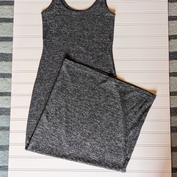 Babaton Freddie Scoop Neck Midi Tank Dress - Picture 12 of 12